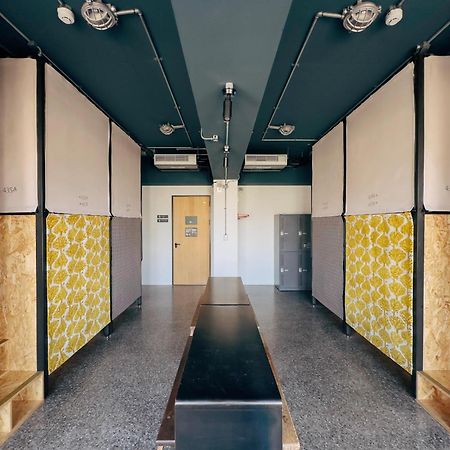 U.I.J Hotel & Hostel Tainan Exterior photo